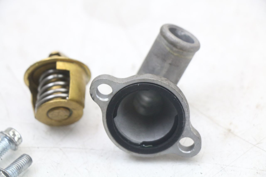 photo de TERMOSTATO MASAI SCRAMBLER SPORT 125 (2021 - 2025) - Outro ângulo de visão