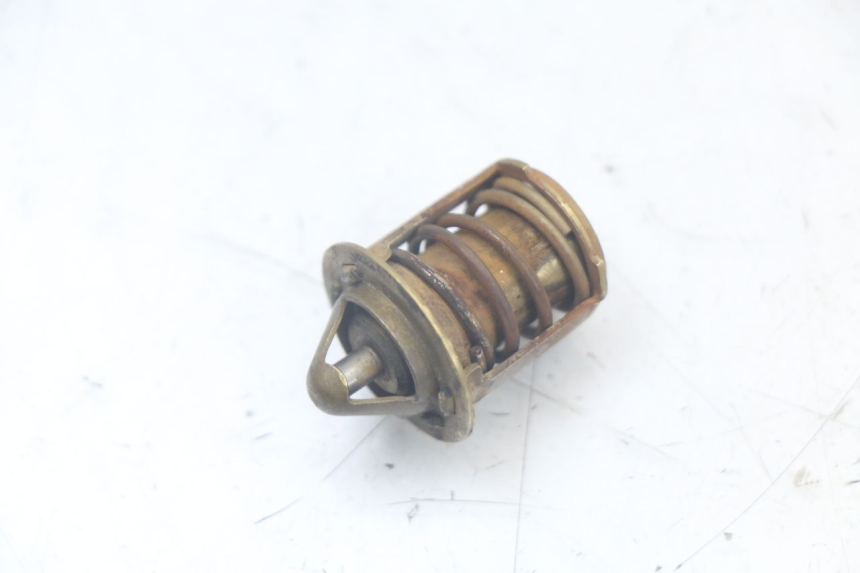 photo de TERMOSTATO DERBI SENDA SM X-TREME 50 (2006 - 2010) - Outro ângulo de visão