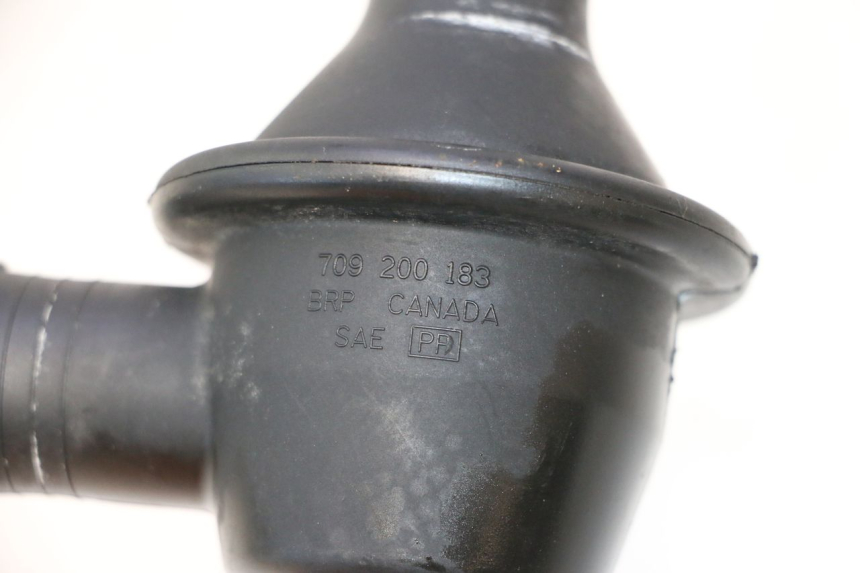 photo de TERMOSTATO CAN-AM SPYDER RS 1000 (2008 - 2012) - Detalhe da peça