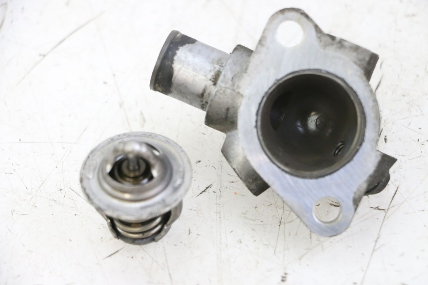 photo de TERMOSTATO SUZUKI BURGMAN 125 (2015 - 2017) - Zoom do estado de desgaste