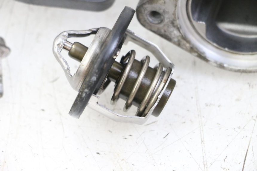 photo de TERMOSTATO SUZUKI GSX F GSXF 650 (2007 - 2015) - Peça verificada