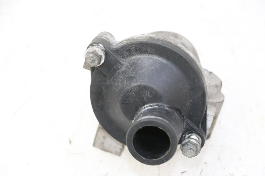 photo de TERMOSTATO YAMAHA TDM ABS 900 (2002 - 2014) - Zoom do estado de desgaste