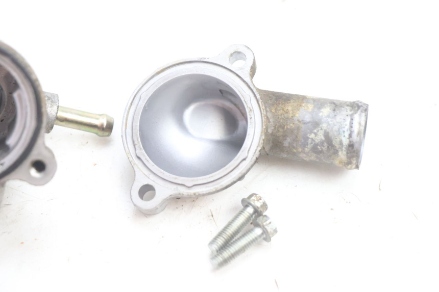 photo de TERMOSTATO HONDA VFR FI RC46 800 (1998 - 2001) - Zoom do estado de desgaste