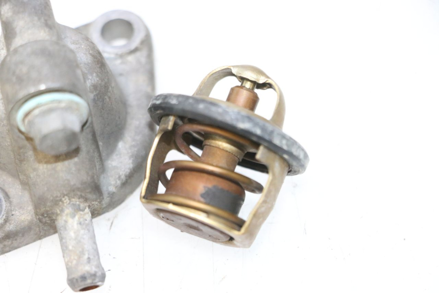 photo de TERMOSTATO YAMAHA XMAX X-MAX 125 (2006 - 2009) - Pontos de fixação
