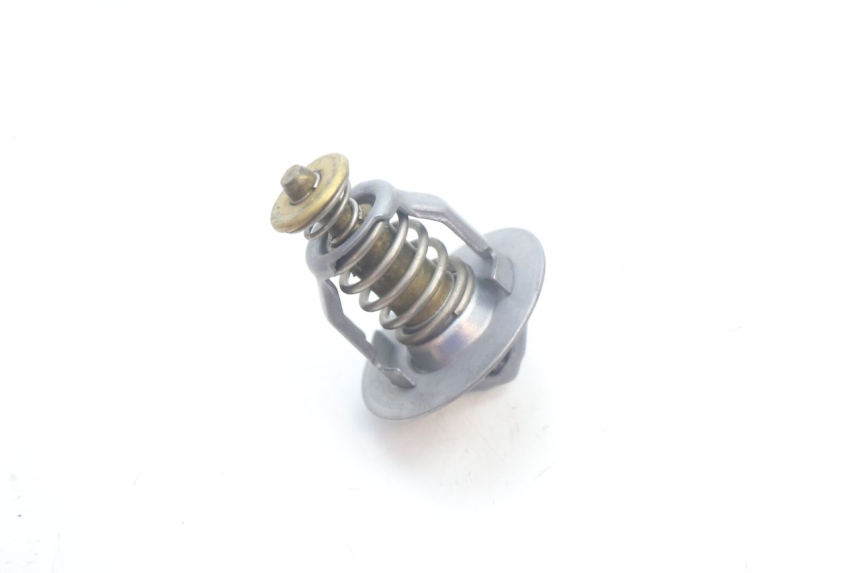 photo de TERMOSTATO HONDA XLV VARADERO 125 (2007 - 2012) - Outro ângulo de visão