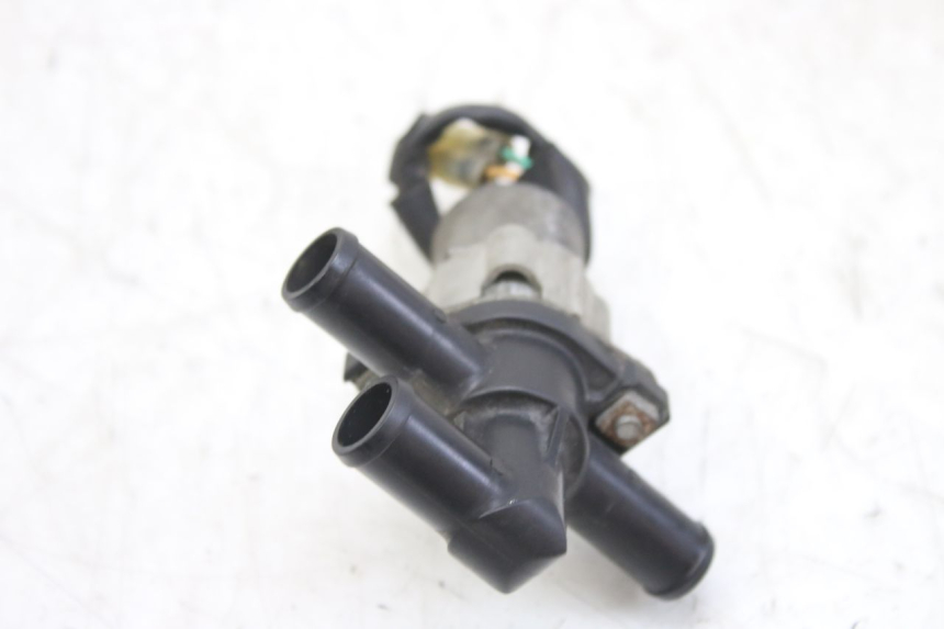 photo de TERMOSTATO YAMAHA YZF R1 1000 (2007 - 2008) - Estado da superfície