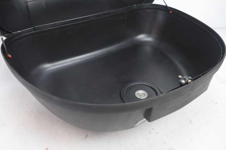 photo de BAU DE TOPO KYMCO AGILITY 4T 50 (2005 - 2018) - Pontos de fixação