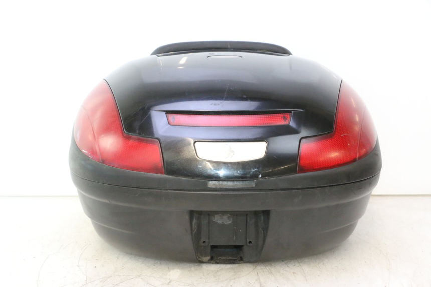 photo de TOP CASE APRILIA ATLANTIC S 125 (2010 - 2013) - Pontos de fixação