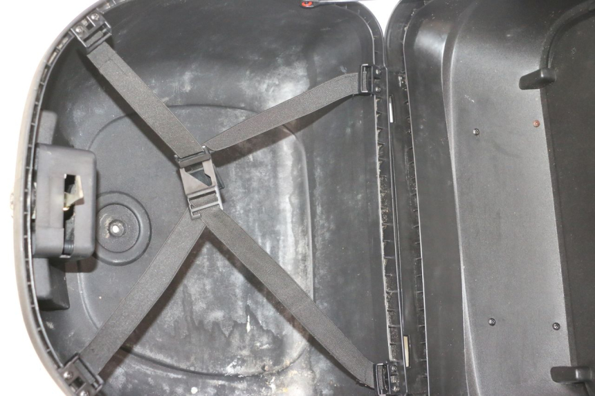 photo de TOP CASE PEUGEOT KISBEE 4T 50 (2023 - 2026) - Ampliação técnica