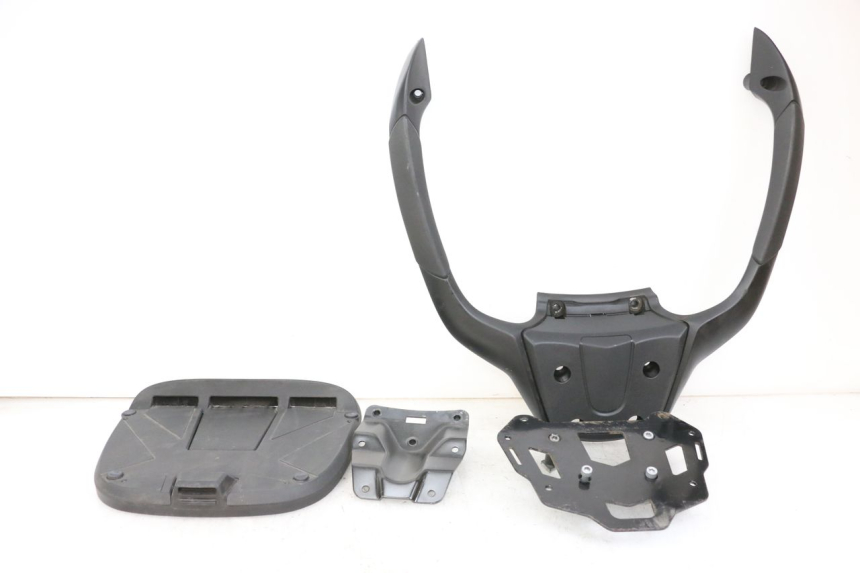 photo de BAU DE TOPO PIAGGIO MP3 HPE 350 (2018 - 2020) - Inspeção visual