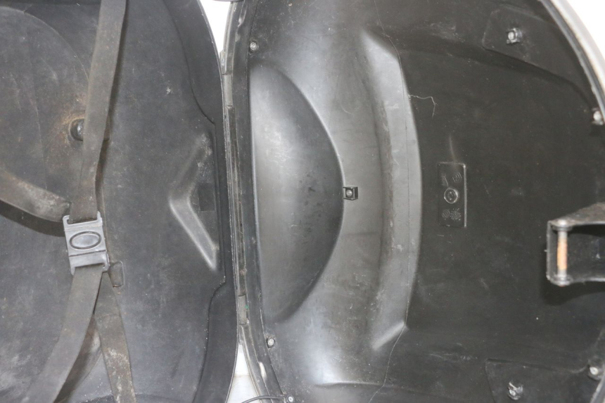 photo de BAU DE TOPO PIAGGIO MP3 LT 300 (2010 - 2016) - Vista de perfil