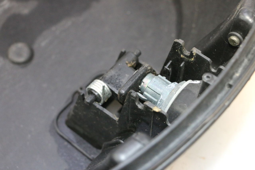 photo de BAU TRASEIRO PIAGGIO MP3 LT 400 (2007 - 2012) - Peça verificada