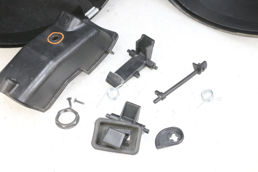 photo de BAU DE TOPO PIAGGIO MP3 RL 250 (2006 - 2010) - Estrutura - ampliação