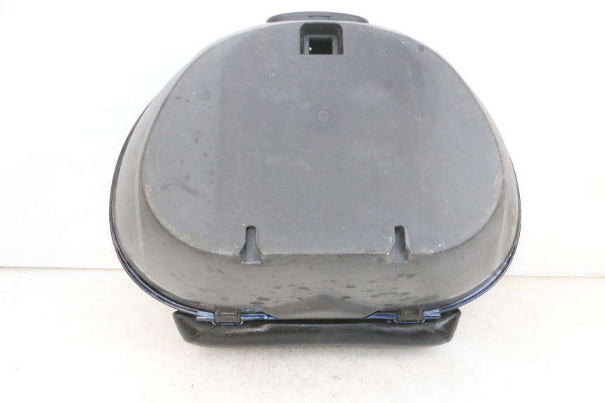 photo de BAU DE TOPO PIAGGIO MP3 RL 250 (2006 - 2010) - Ampliação técnica