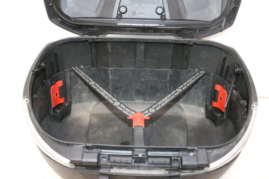 photo de TOP CASE PIAGGIO MP3 500 (2016 - 2018) - Imagem adicional