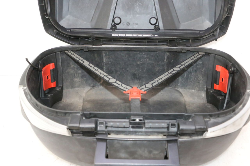 photo de TOP CASE PIAGGIO MP3 500 (2016 - 2018) - Inspeção visual