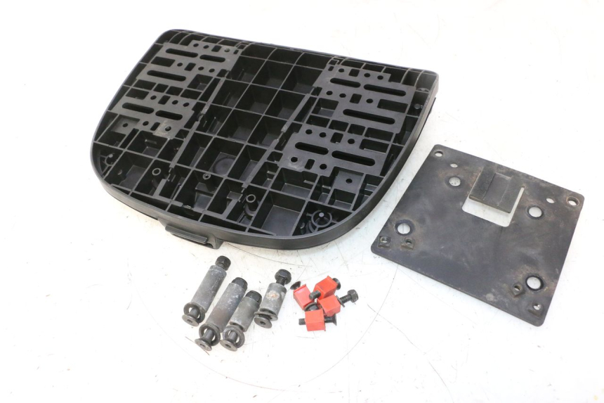 photo de TOP CASE PIAGGIO MP3 500 (2016 - 2018) - Estado da superfície