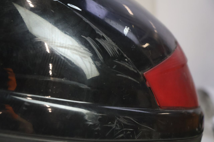 photo de TOP CASE PEUGEOT SATELIS 125 (2006 - 2009) - Detalhe da peça