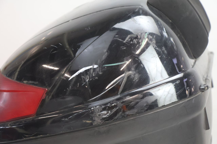 photo de TOP CASE PEUGEOT SATELIS 125 (2006 - 2009) - Vista de perto