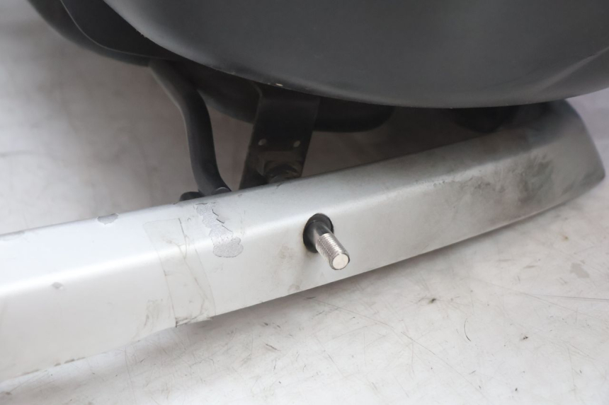 photo de TOP CASE PEUGEOT SATELIS 125 (2006 - 2009) - Ampliação técnica