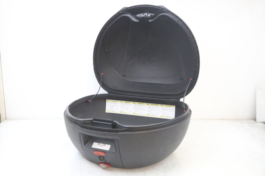 photo de BAÚ TRASEIRO KYMCO SUPER 8 125 (2008 - 2015) - Outro ângulo de visão