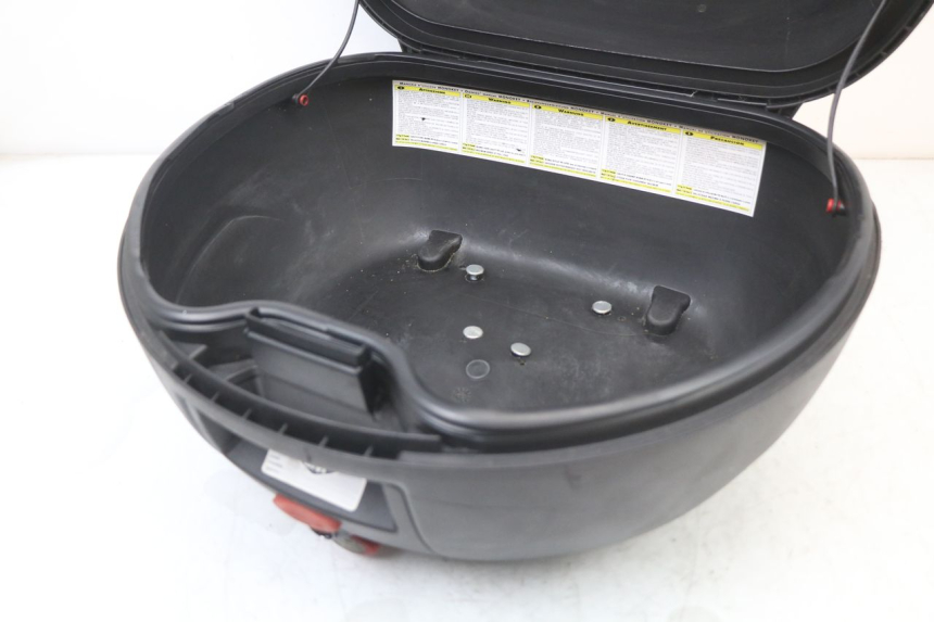 photo de BAÚ TRASEIRO KYMCO SUPER 8 125 (2008 - 2015) - Vista geral