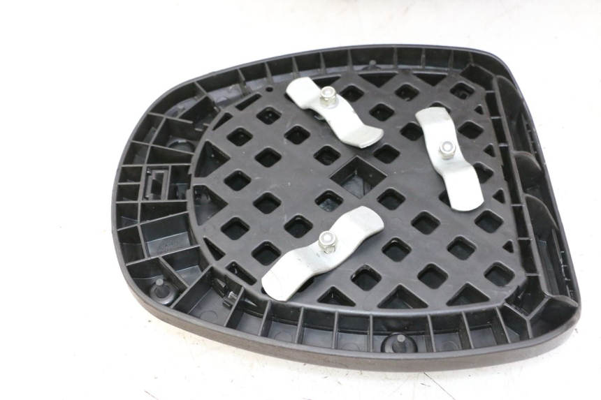 photo de BAU TRASEIRO PEUGEOT V-CLIC VCLIC 50 (2007 - 2013) - Detalhes característicos