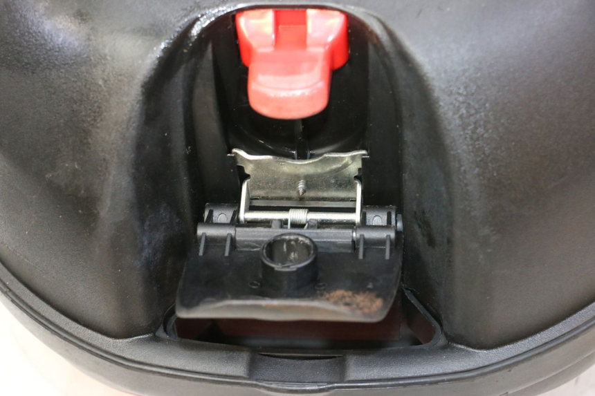 photo de BAU TRASEIRO PEUGEOT V-CLIC VCLIC 50 (2007 - 2013) - Ampliação técnica