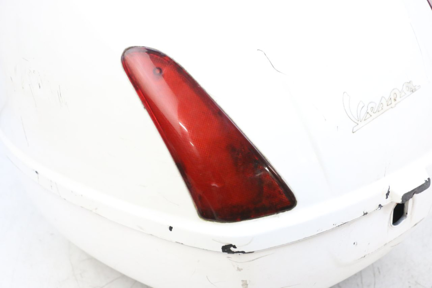 photo de BAU TRASEIRO PIAGGIO VESPA GTS SUPER IE 125 (2009 - 2016) - Detalhe da peça