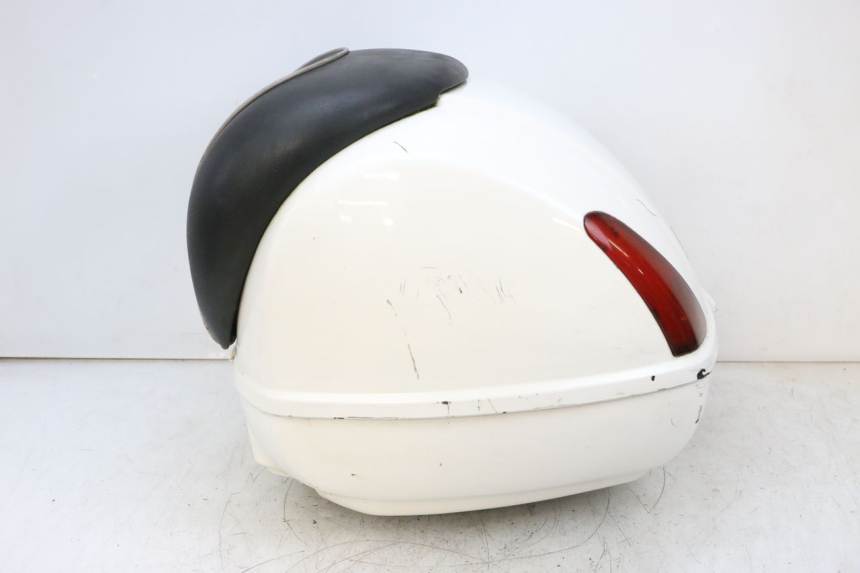 photo de BAU TRASEIRO PIAGGIO VESPA GTS SUPER IE 125 (2009 - 2016) - Vista de perto