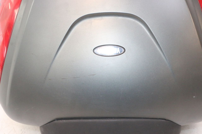 photo de TOP CASE YAMAHA X-MAX XMAX 125 (2010 - 2013) - Inspeção visual