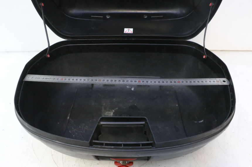 photo de TOP CASE YAMAHA X-MAX XMAX 125 (2010 - 2013) - Zoom de qualidade