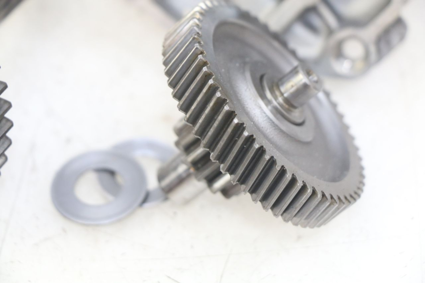 photo de TRANSMISSÃO RODA MBK BOOSTER SPIRIT 50 (1999 - 2003) - Detalhes característicos