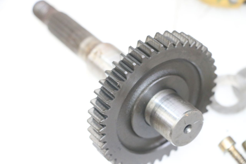 photo de TRANSMISSÃO RODA MBK BOOSTER SPIRIT NAKED 50 (2004 - 2017) - Detalhes característicos