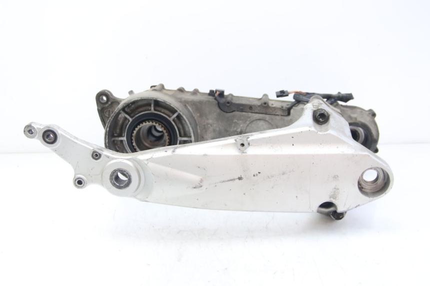 photo de TRANSMISSÃO RODA SUZUKI BURGMAN 650 (2002 - 2004) - Vista principal