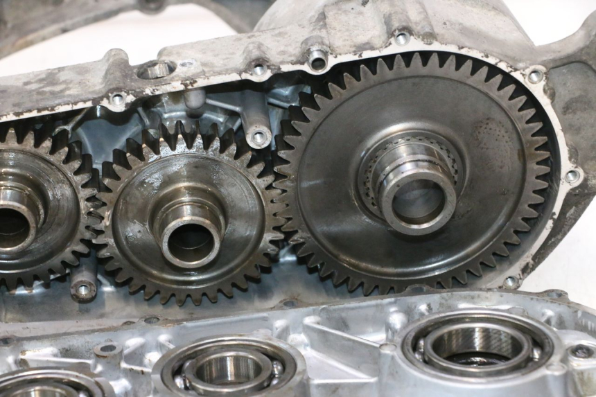 photo de TRANSMISSÃO RODA SUZUKI BURGMAN EXECUTIVE ABS 650 (2006 - 2012) - Inspeção visual