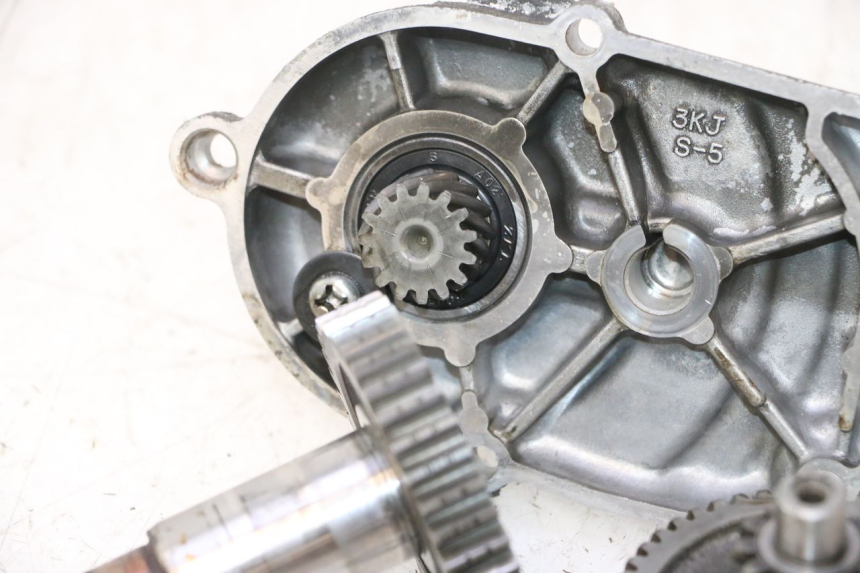 photo de TRANSMISSÃO DE RODA MBK EVOLIS 80 (1993 - 1999) - Detalhes característicos