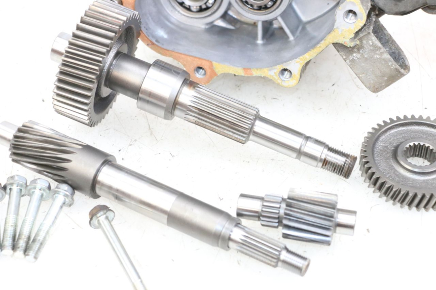 photo de TRANSMISSÃO RODA HONDA FES PANTHEON 2T 125 (1998 - 2002) - Detalhes característicos