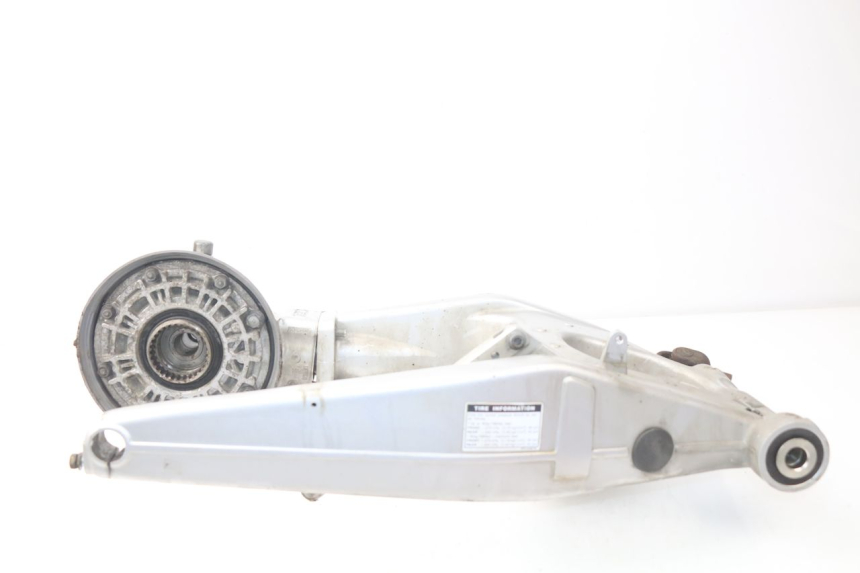 photo de TRANSMISSÃO RODA YAMAHA FJR ABS 1300 (2006 - 2012) - Detalhes característicos