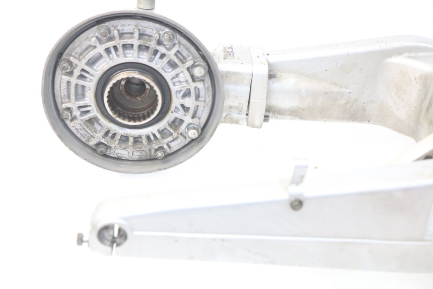 photo de TRANSMISSÃO RODA YAMAHA FJR ABS 1300 (2006 - 2012) - Vista geral
