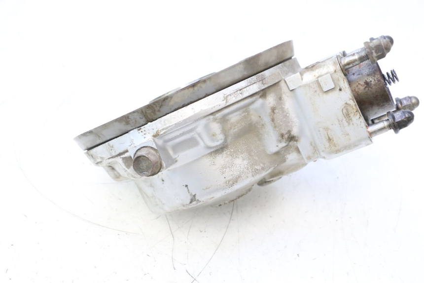 photo de TRANSMISSÃO DE RODA YAMAHA FJR 1300 (2001 - 2005) - Pontos de fixação