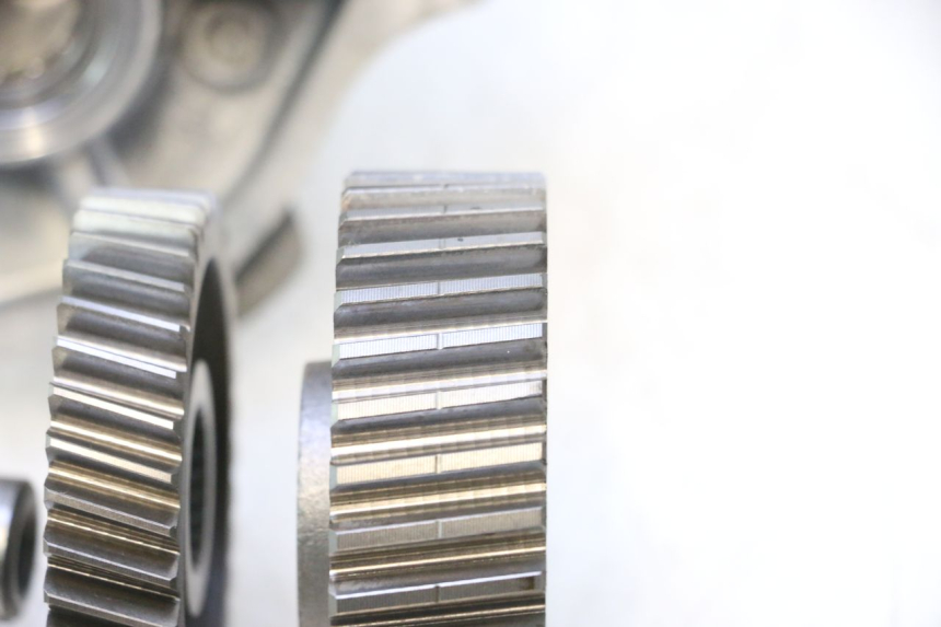 photo de TRANSMISSÃO DE RODA HONDA FJS SILVER WING SILVERWING 400 (2005 - 2008) - Detalhes característicos