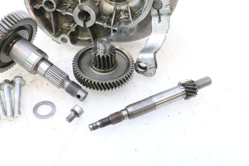 photo de TRANSMISSÃO RODA PIAGGIO FLY 2T 50 (2004 - 2017) - Pontos de fixação