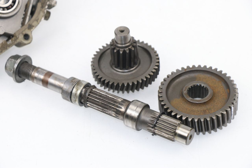 photo de TRANSMISSÃO RODA REVATTO FUTURA GT 125 (2006 - 2008) - Outro ângulo de visão