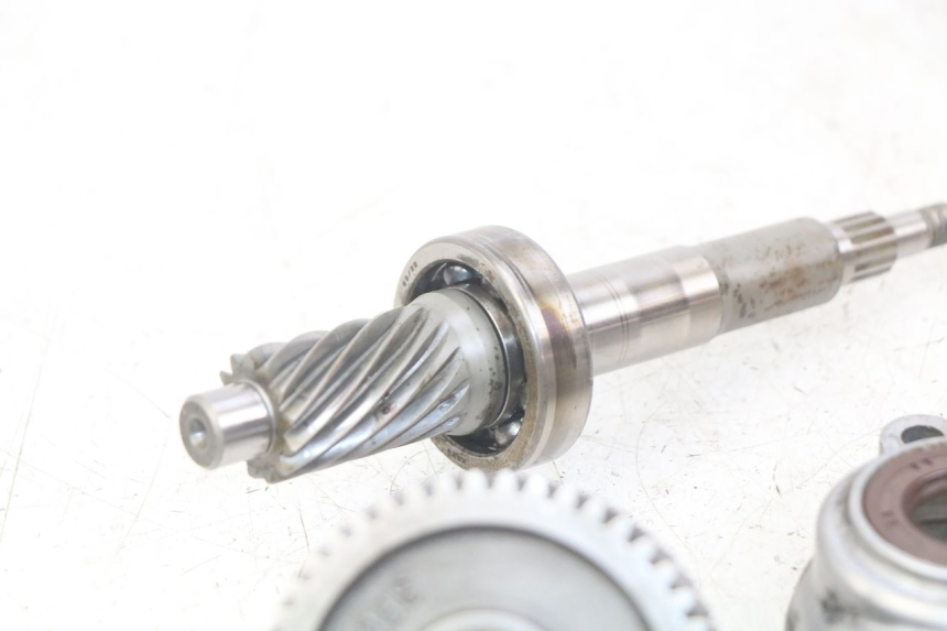 photo de TRANSMISSÃO RODA YAMAHA HW XENTER 125 (2011 - 2017) - Zoom do estado de desgaste