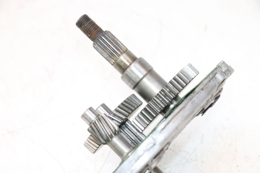 photo de TRANSMISSÃO RODA PEUGEOT KISBEE 2T 50 (2010 - 2017) - Zoom do estado de desgaste