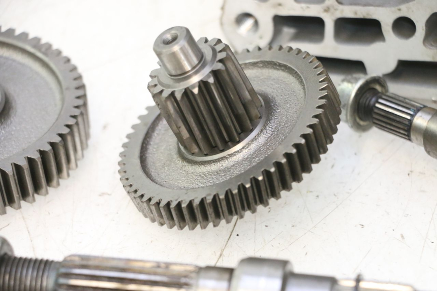 photo de TRANSMISSÃO RODA PEUGEOT KISBEE 4T 50 (2010 - 2017) - Detalhes característicos