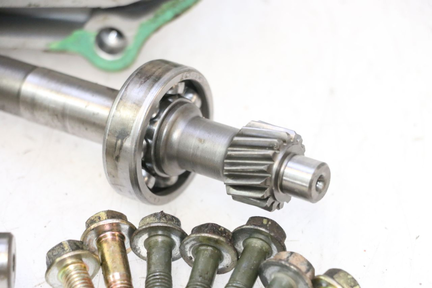 photo de TRANSMISSÃO RODA PEUGEOT KISBEE 4T 50 (2010 - 2017) - Vista de perto
