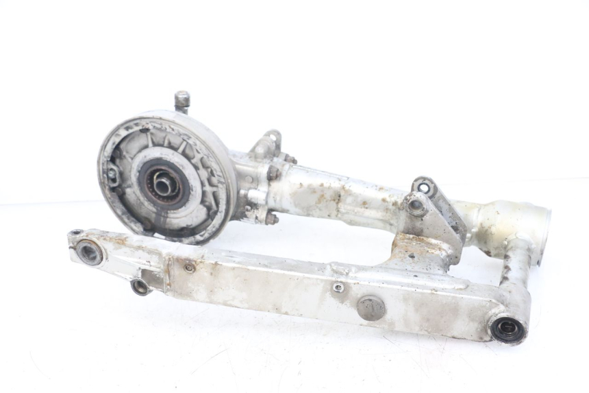 photo de TRANSMISSÃO RODA HONDA NTV DEAUVILLE 650 (1998 - 2001) - Detalhes característicos