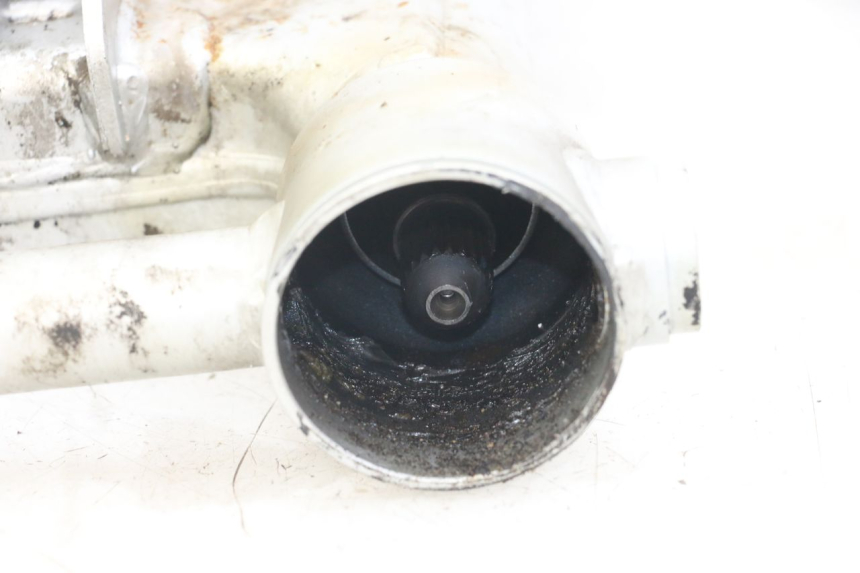 photo de TRANSMISSÃO RODA HONDA NTV DEAUVILLE 650 (1998 - 2001) - Ampliação dos componentes